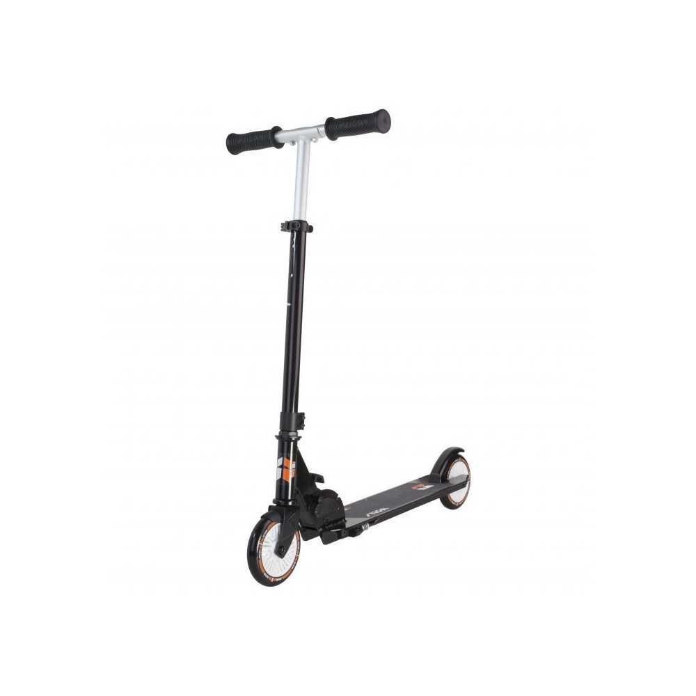 TRACK 120-S KICK SCOOTER BLACK