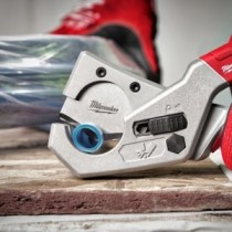 PLASTILÕIKURI ASENDUSTERAD